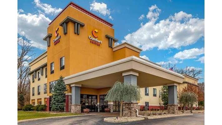 Comfort Suites Elkhart South — 3