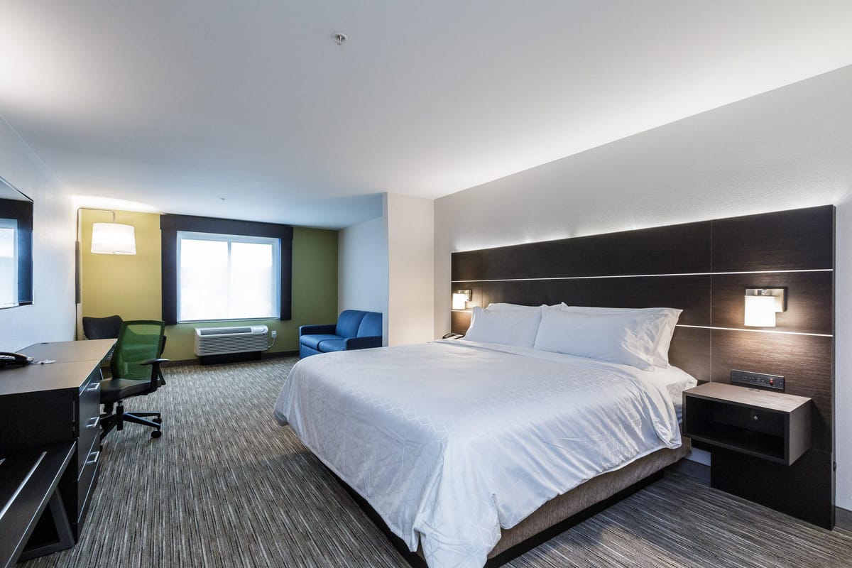 Holiday Inn Express & Suites South Bend - Casino by IHG