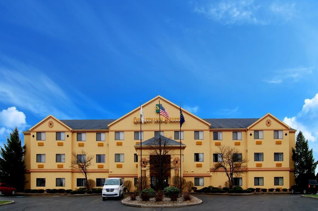 Quality Inn & Suites South Bend Airport