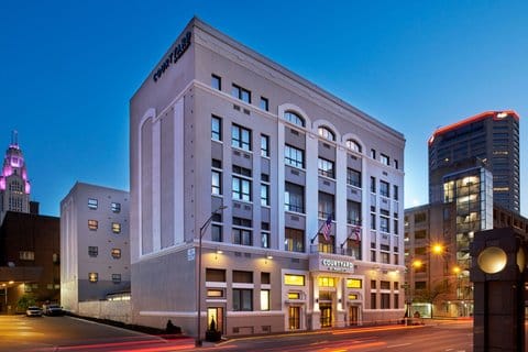 Courtyard by Marriott Columbus Downtown