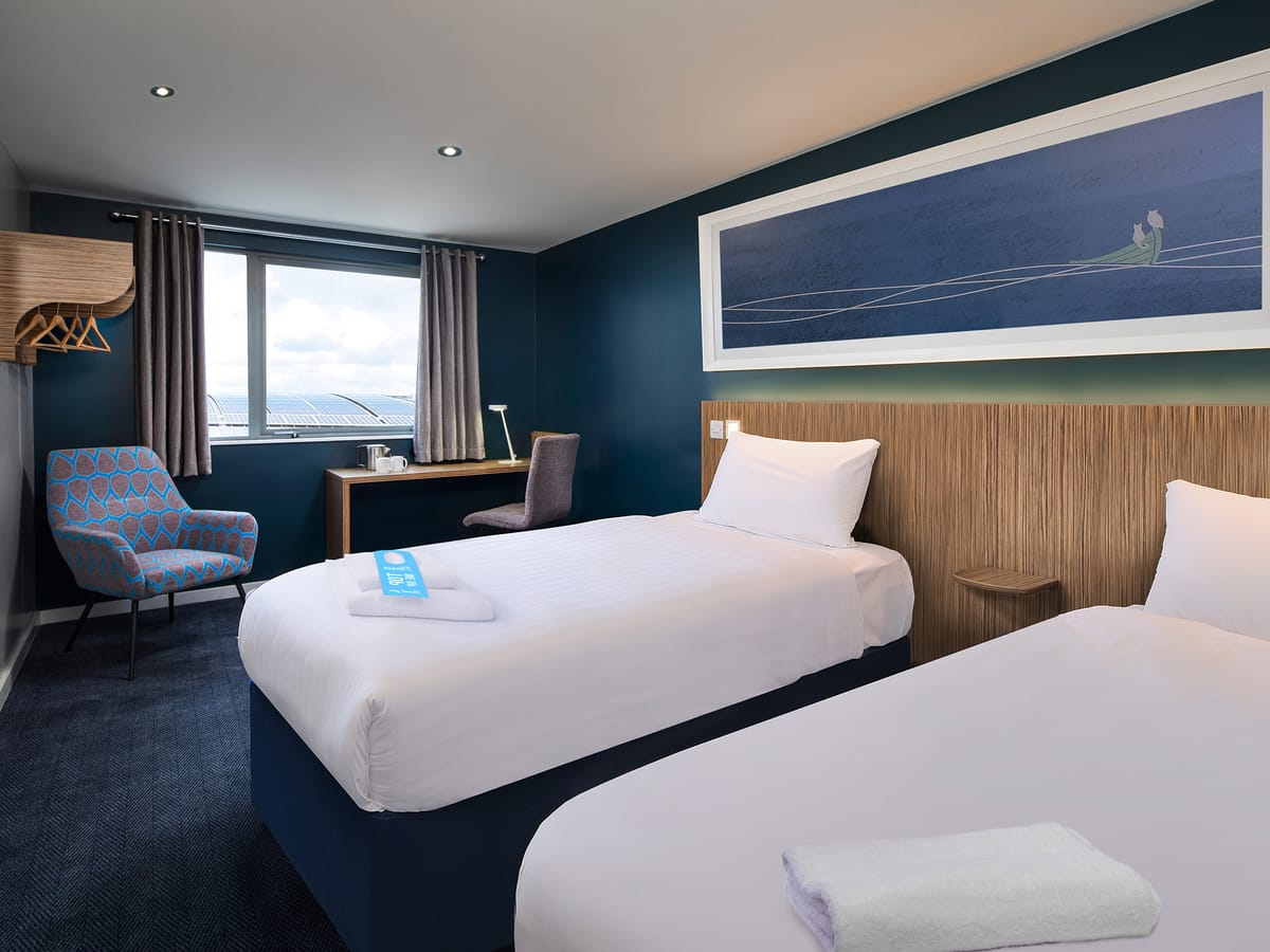 Travelodge Manchester Salford Quays — 2
