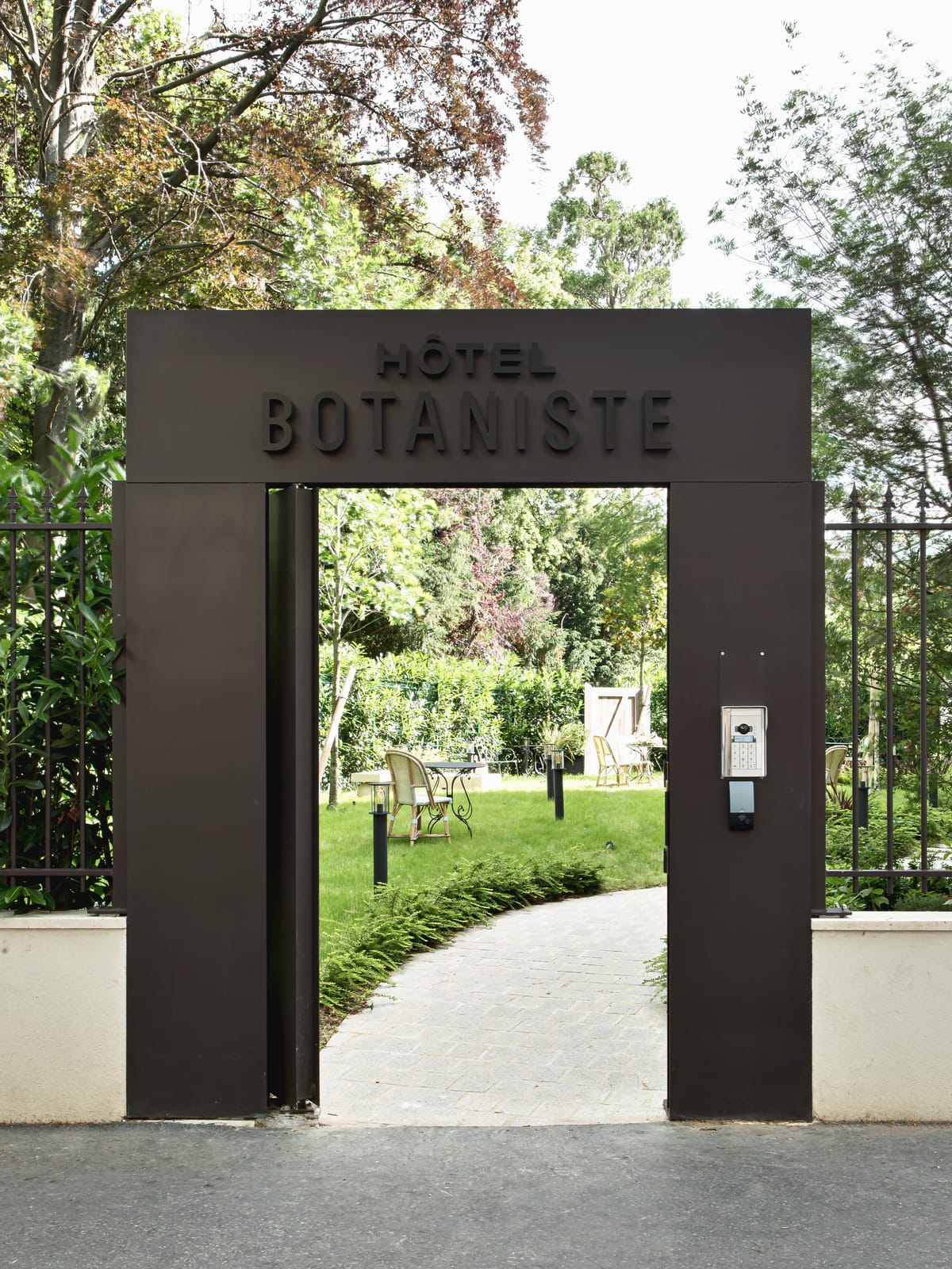 Hôtel Botaniste — 3
