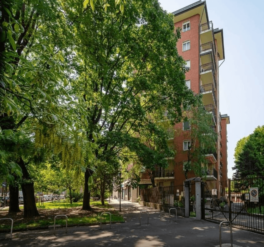 B&B A San Siro 75 (L'originale a conduzione familiare) — 2