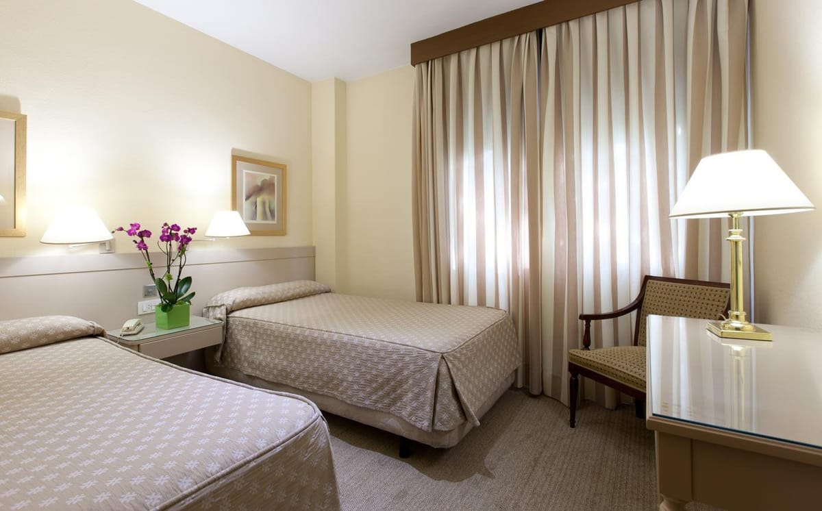 Espahotel Plaza Basílica — 3