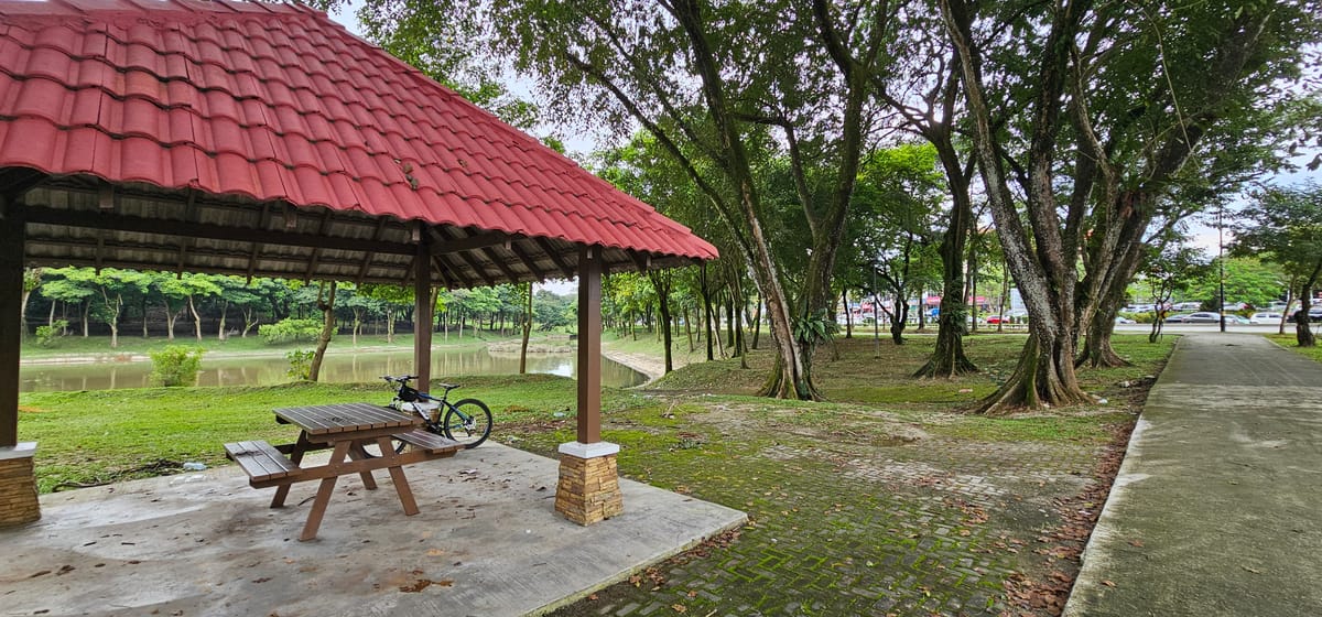 HOMESTAY MAHLIGAI VIEW SHAH ALAM