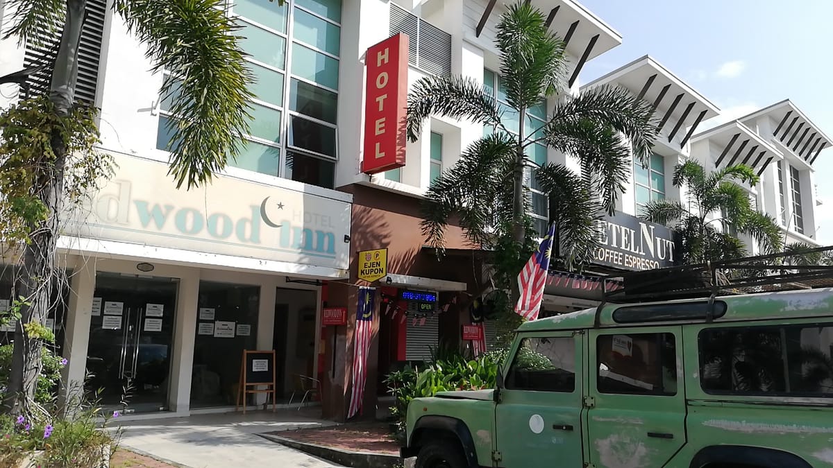 Redwood Inn Shah Alam