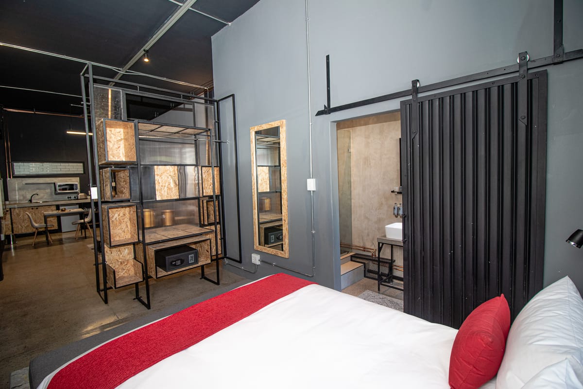 Lilian Lofts Hotel & Spa — 3