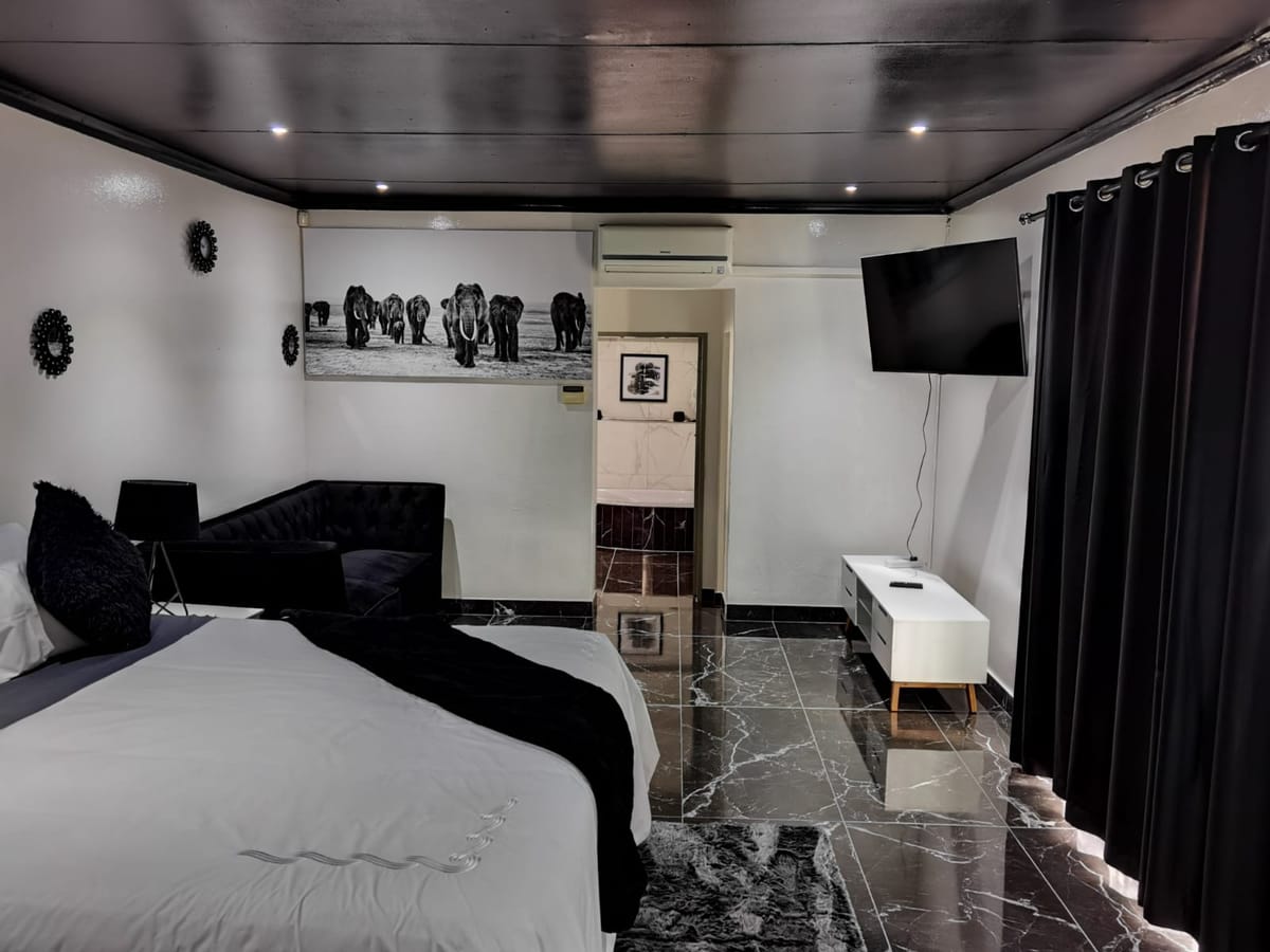 Semeni Asante Boutique Hotel — 3