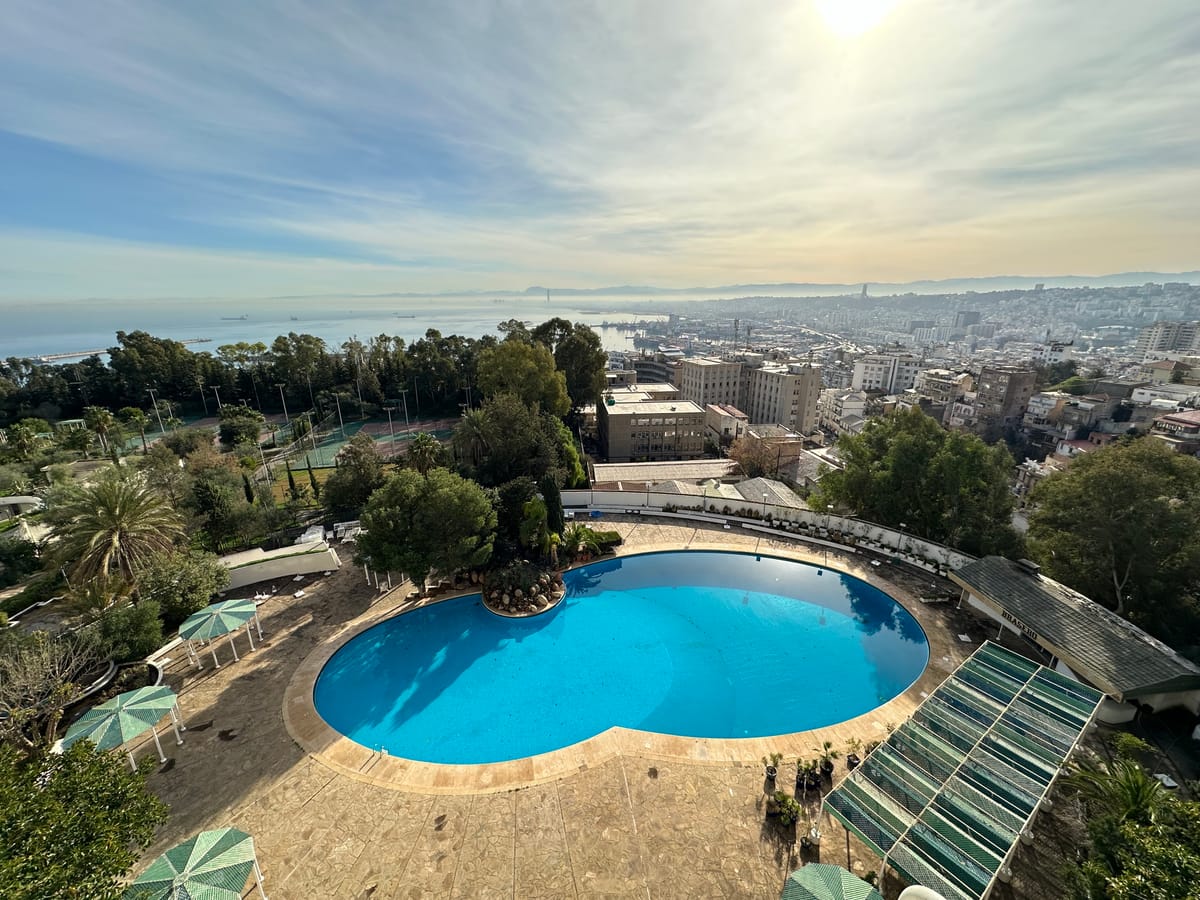 El Aurassi Hotel