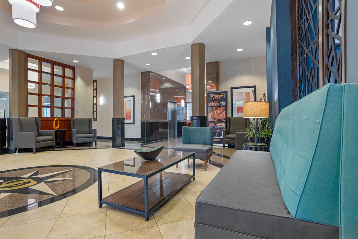 Drury Inn & Suites Baton Rouge — 2