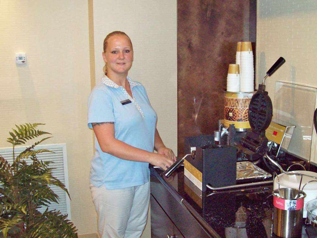 Hampton Inn & Suites Baton Rouge/Port Allen — 2