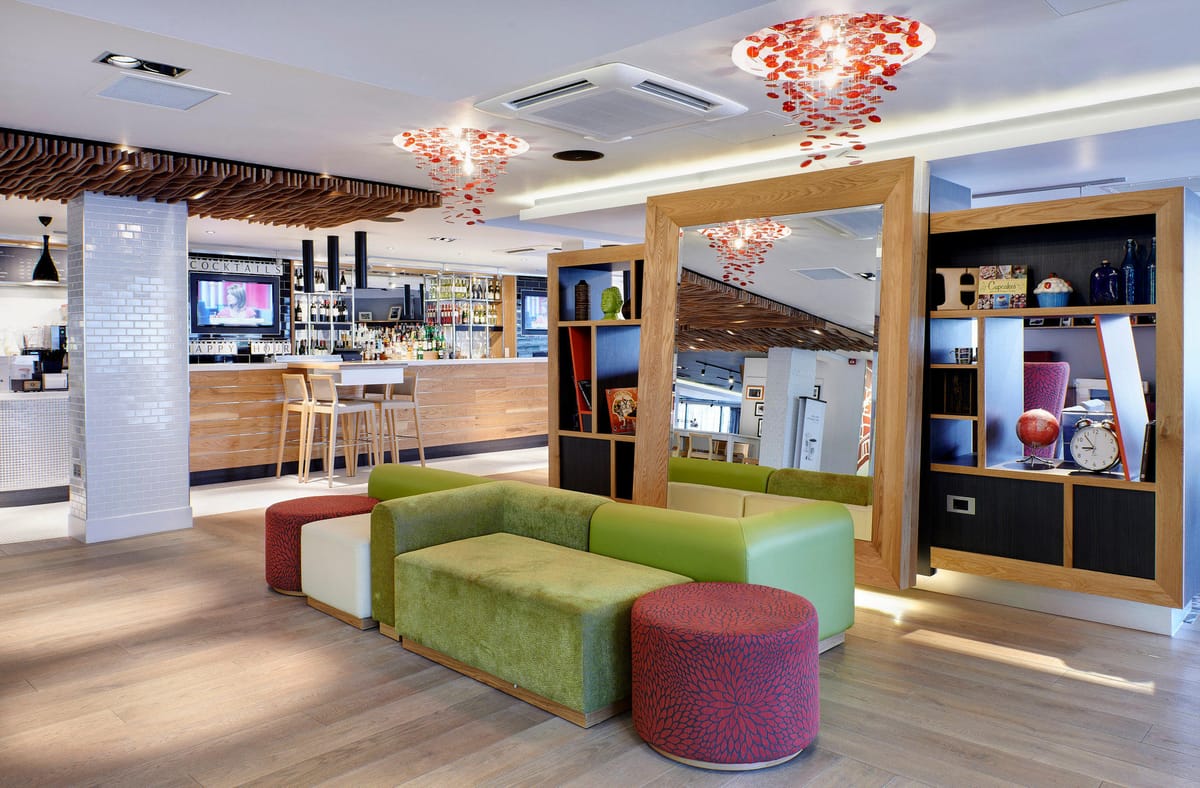 Holiday Inn London - Brentford Lock by IHG