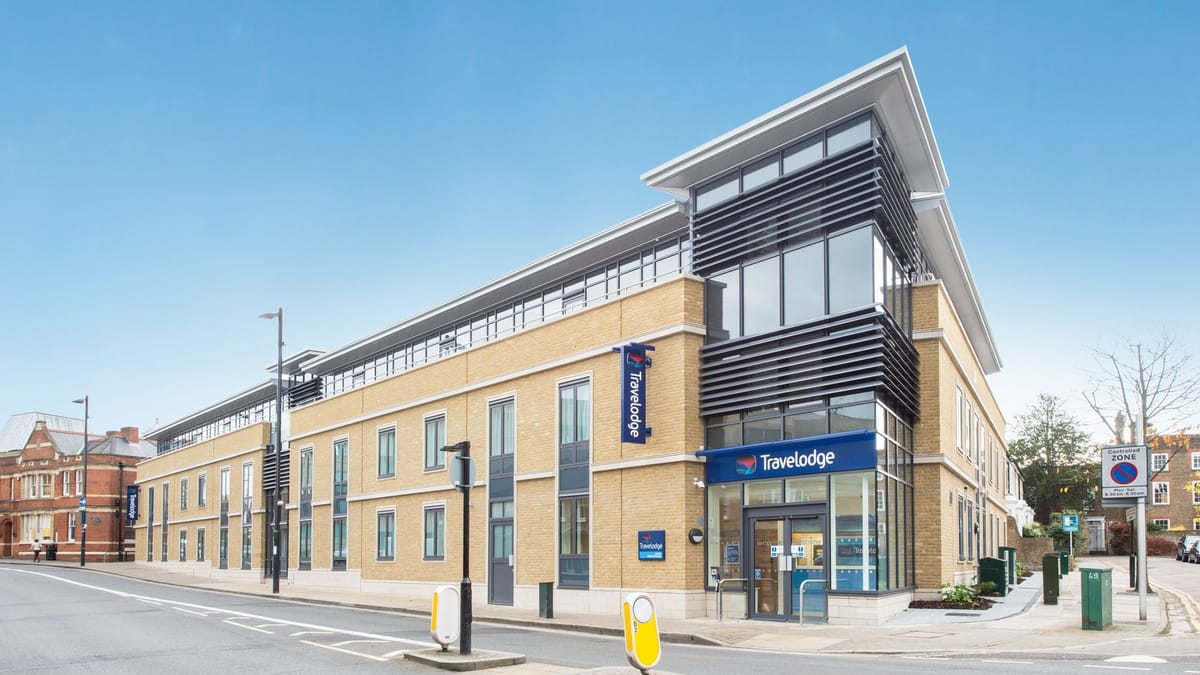 Travelodge London Richmond Central — 2