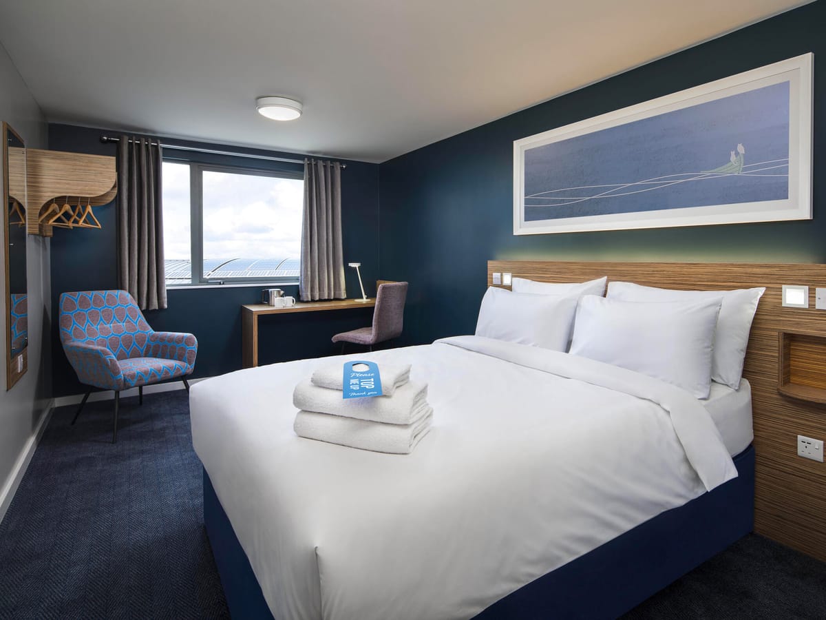 Travelodge London Richmond Central — 3
