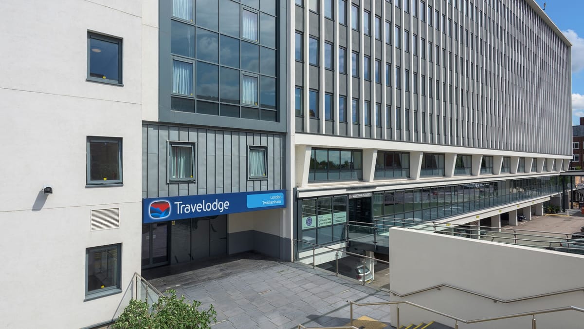Travelodge London Twickenham — 2