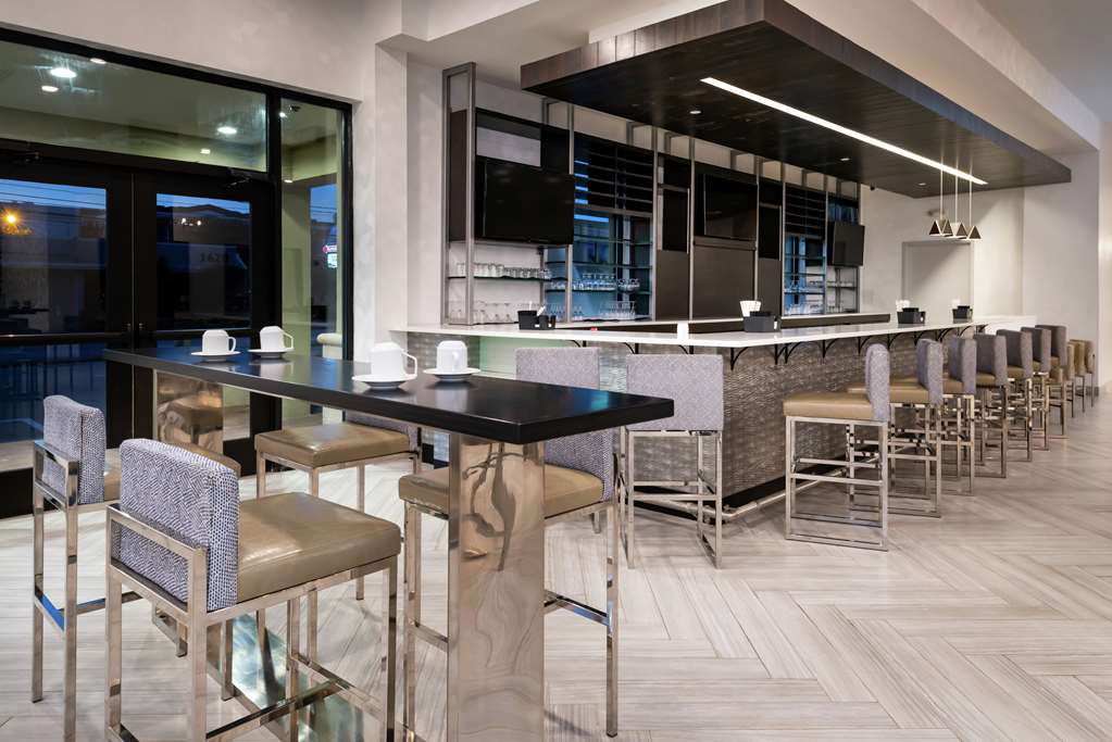 Hilton Garden Inn Columbia Downtown — 2